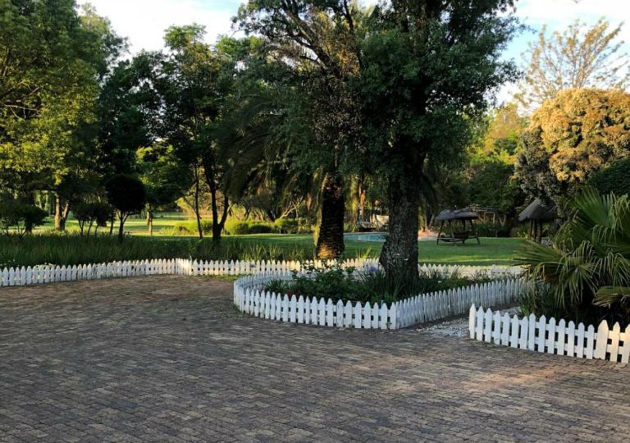 Weeping Willow Midrand Zewnętrze zdjęcie